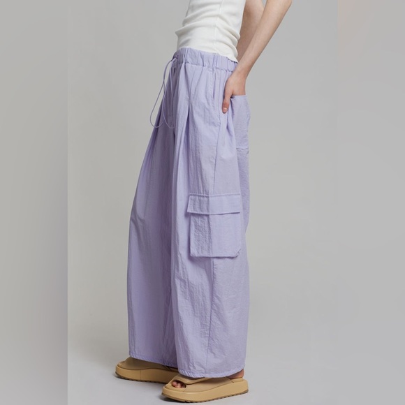 The Frankie Shop Celeste Cargo Pant - Lilac - Picture 4 of 4